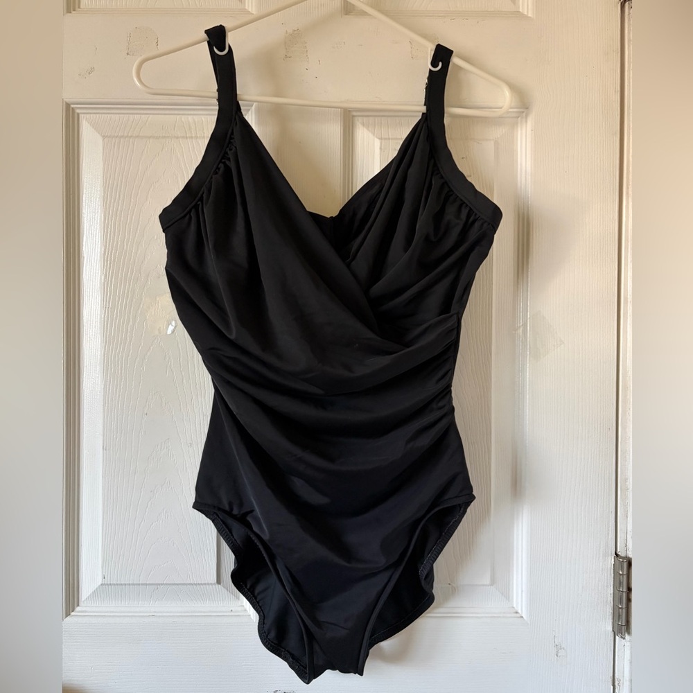 Miraclesuit Midnight Black Swimsuit‎ Sz 12DD